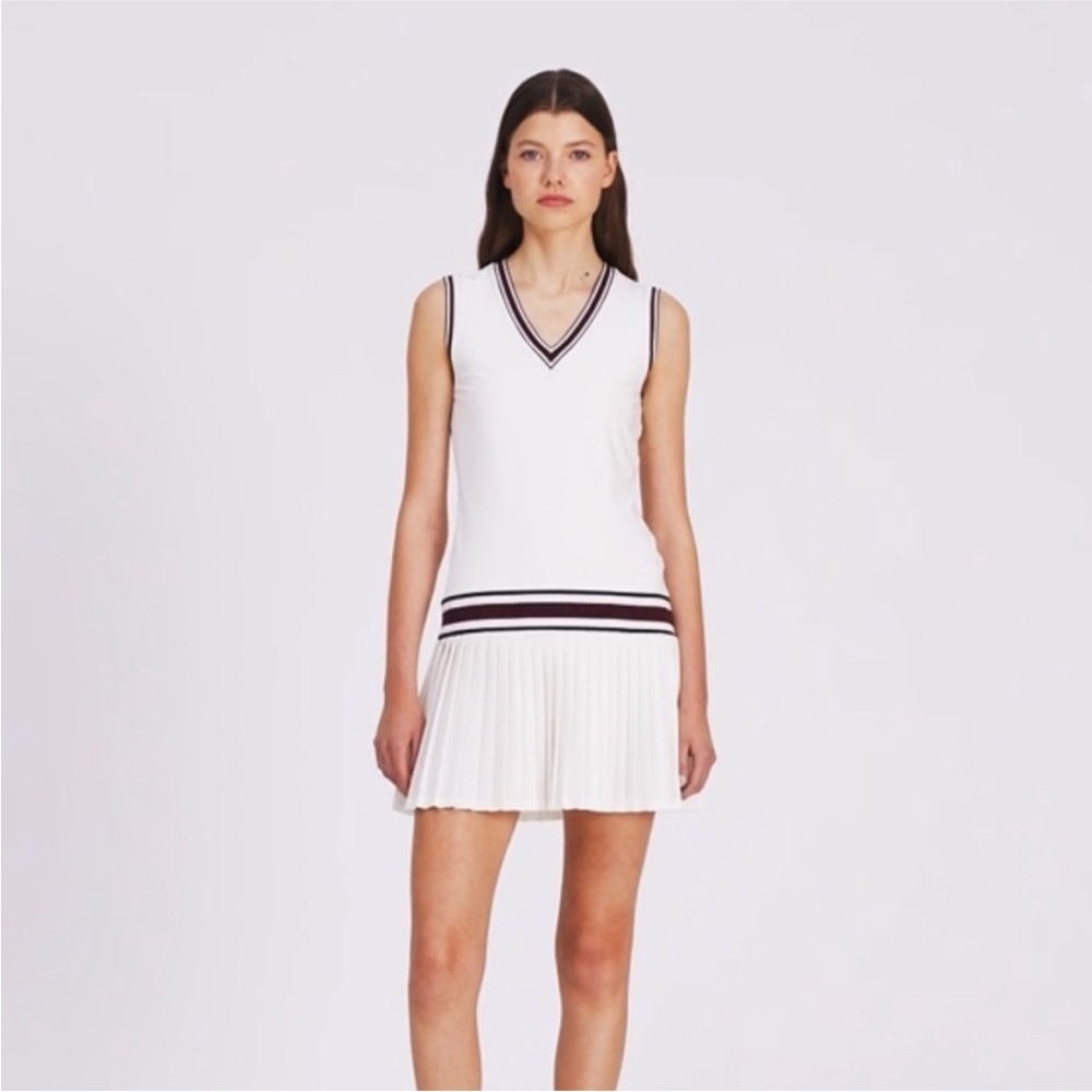 Tory Sport Performance V-Neck Tennis Dress Size: SMALL